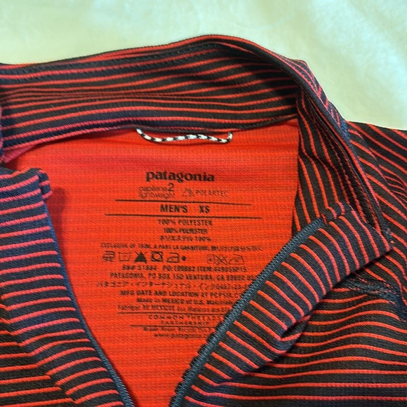 Patagonia 1/2 Zip in GWC - Picture 3 of 5